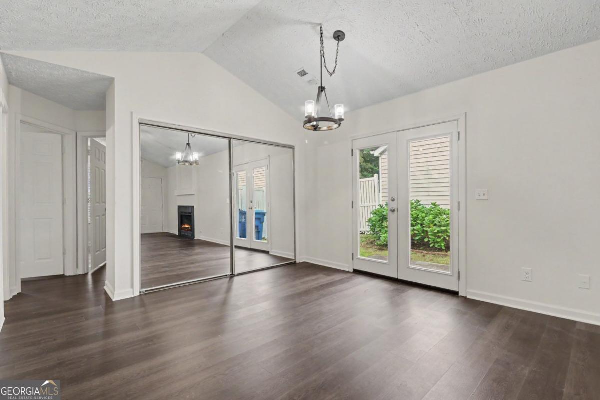 3075 Barnwood Crossing Property Photo 14