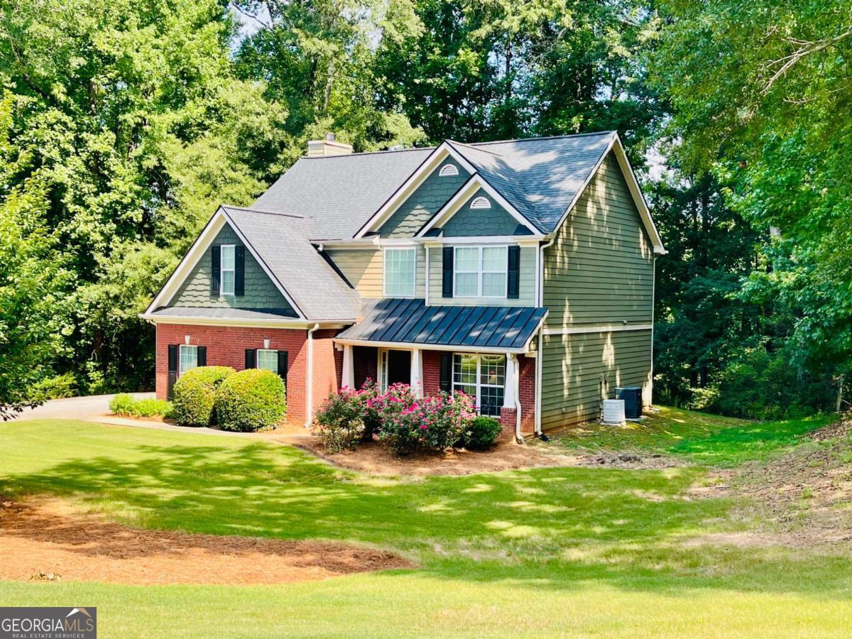 933 Vinings Drive Property Photo 1