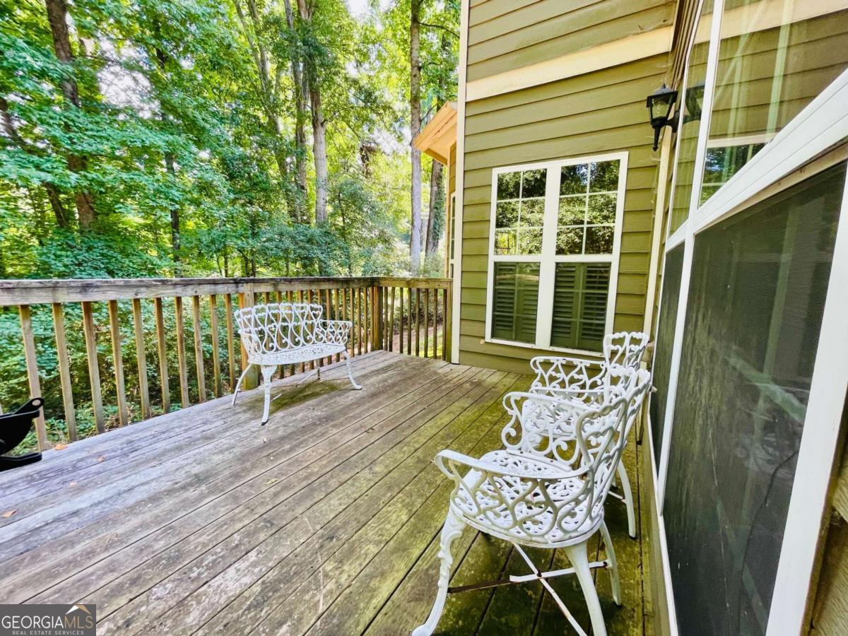933 Vinings Drive Property Photo 38