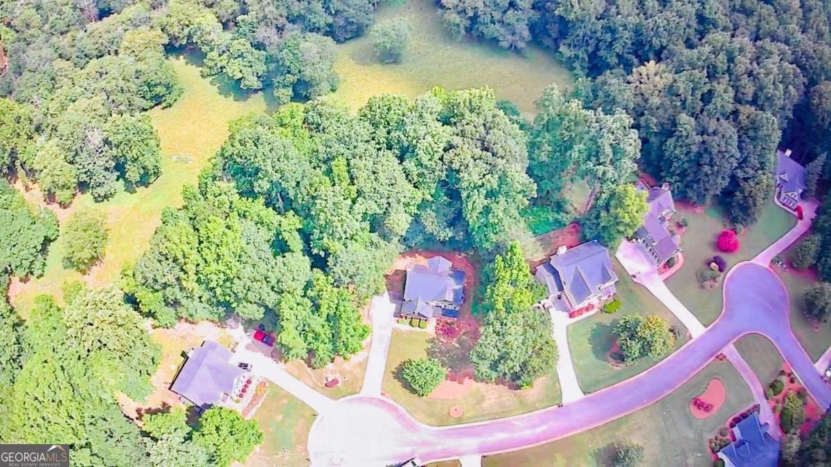 933 Vinings Drive Property Photo 42