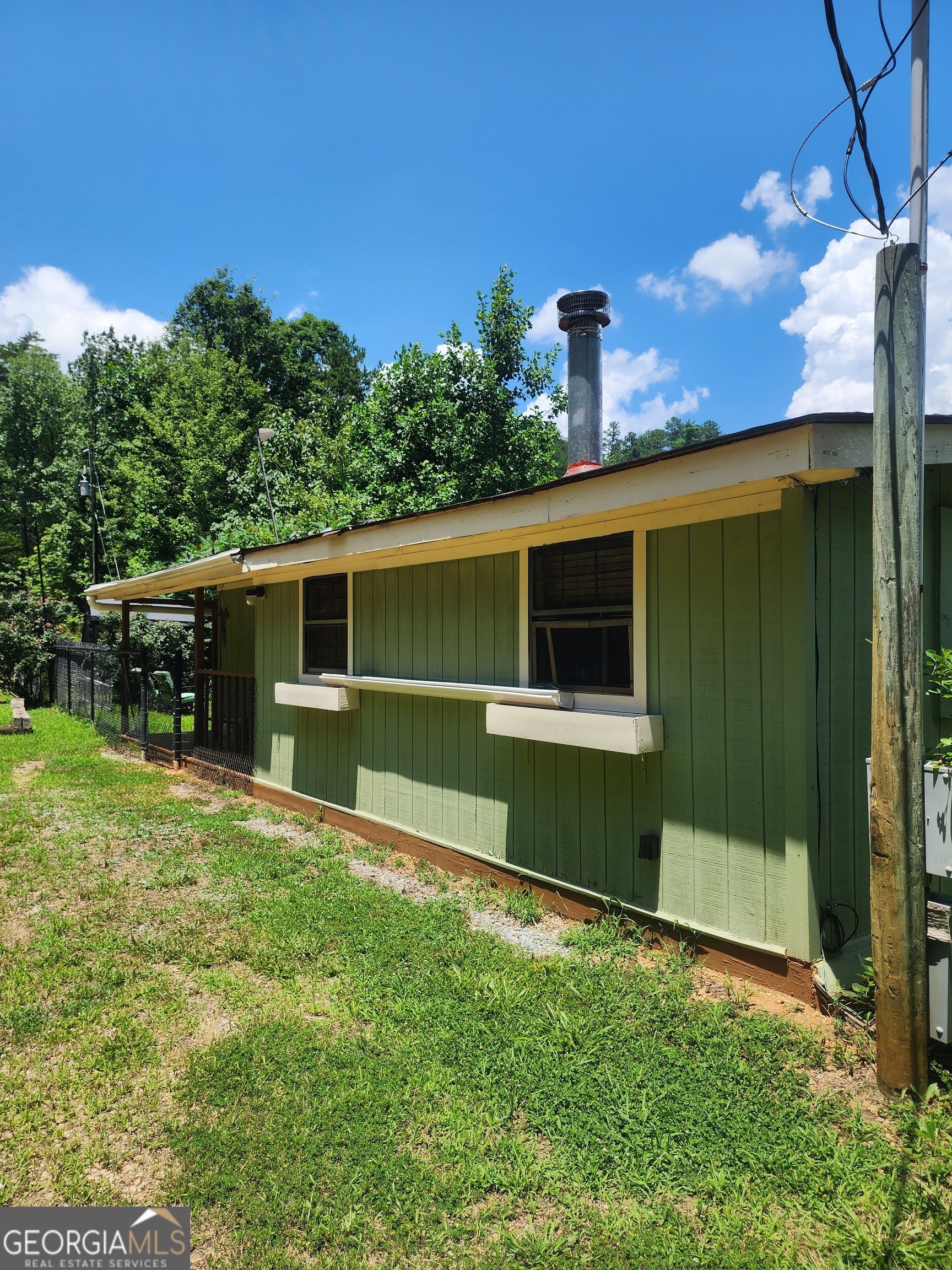 568 Yonah Lake Road Property Photo 3