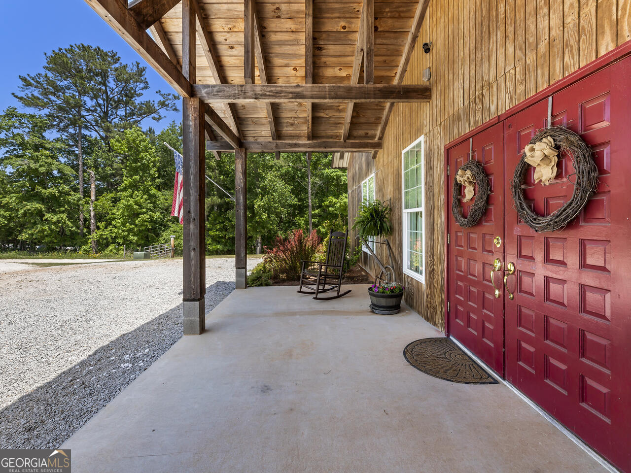 665 N Hulett Road Property Photo 2
