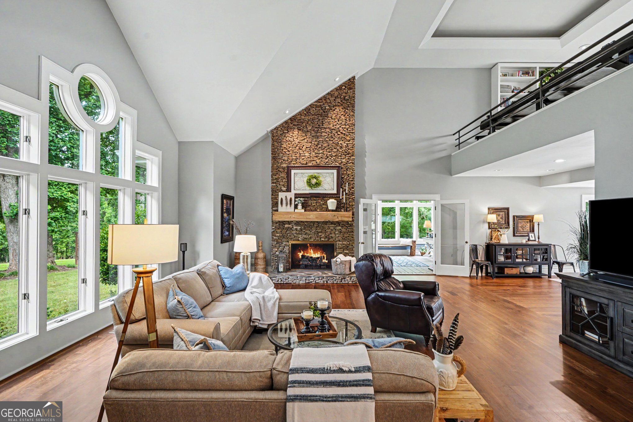 351 Teamon Road Property Photo 10