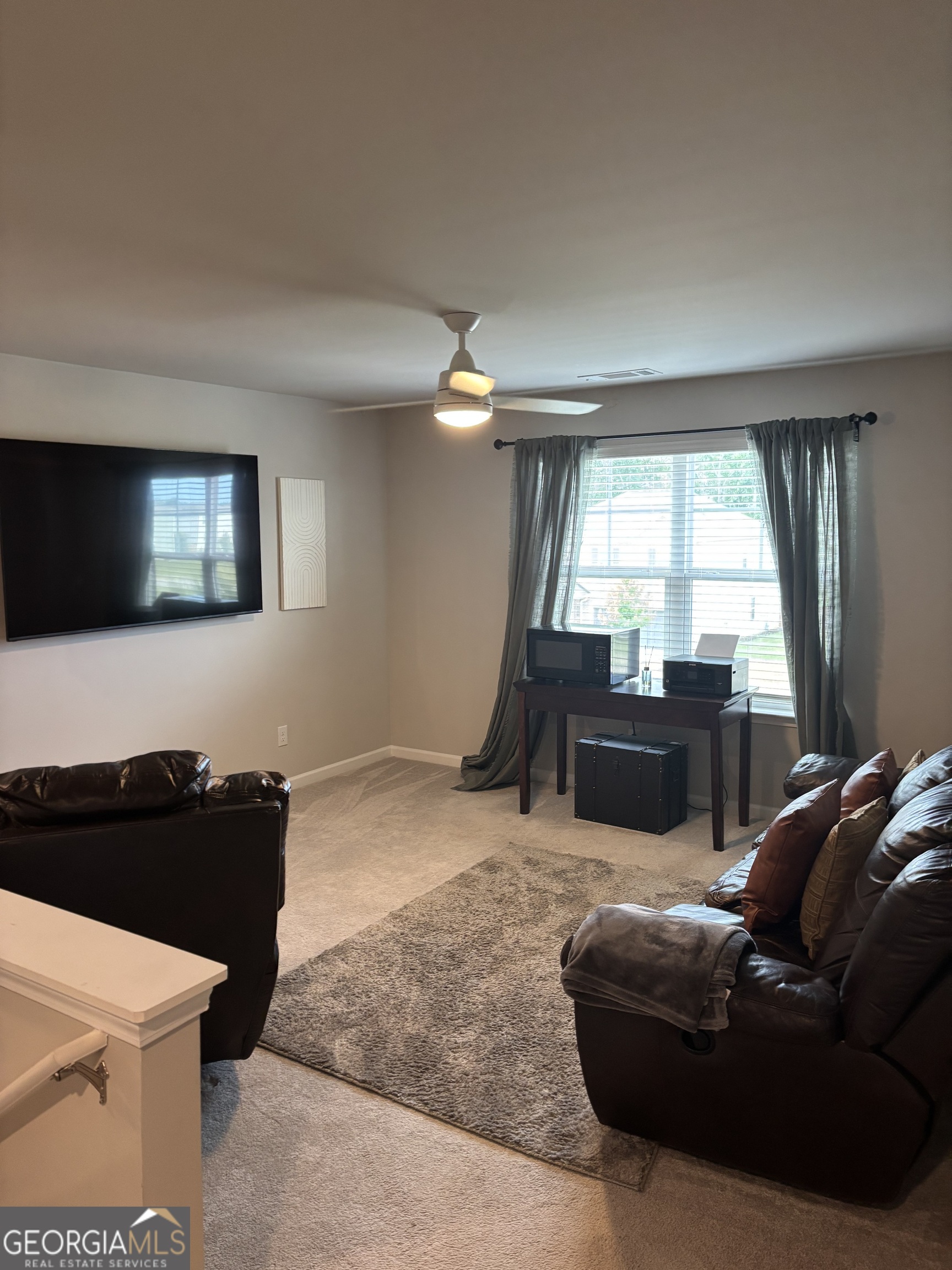 369 Amsterdam Way Property Photo 17