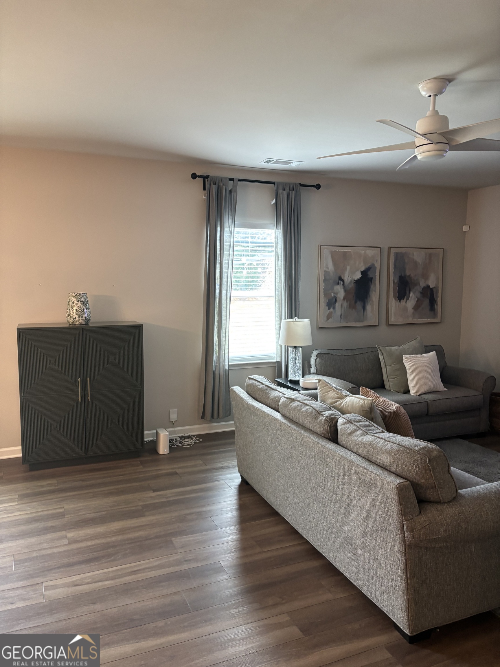 369 Amsterdam Way Property Photo 19
