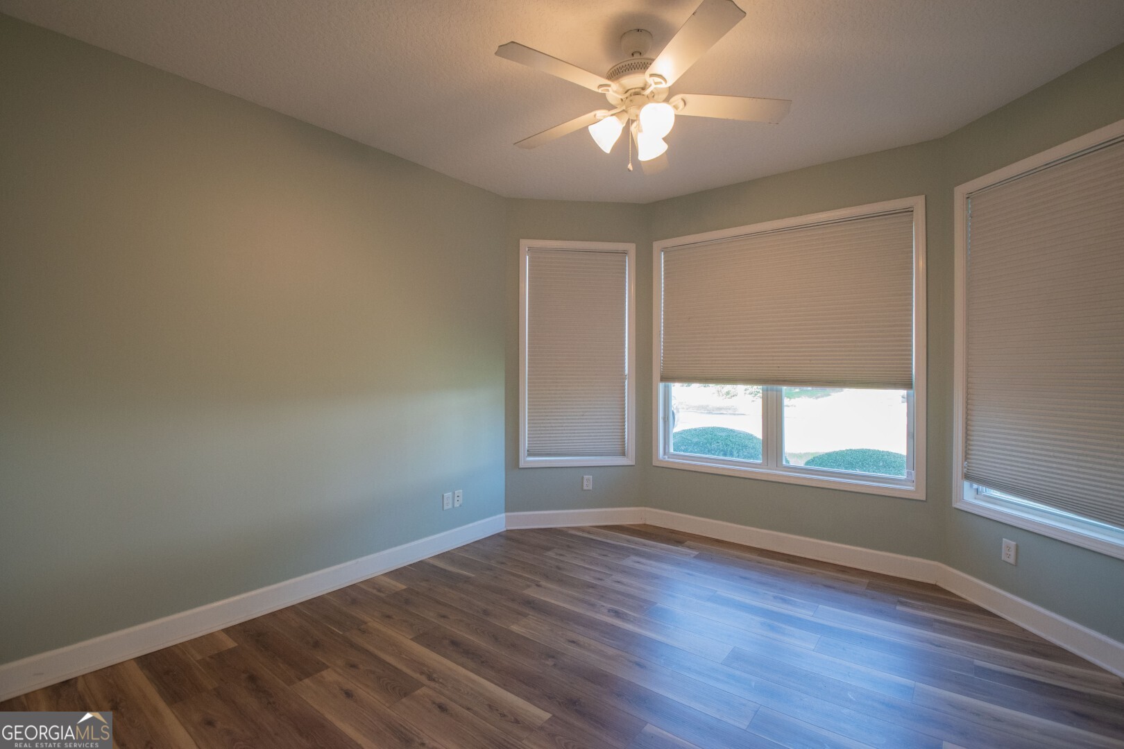 453 Eagle Boulevard Property Photo 14