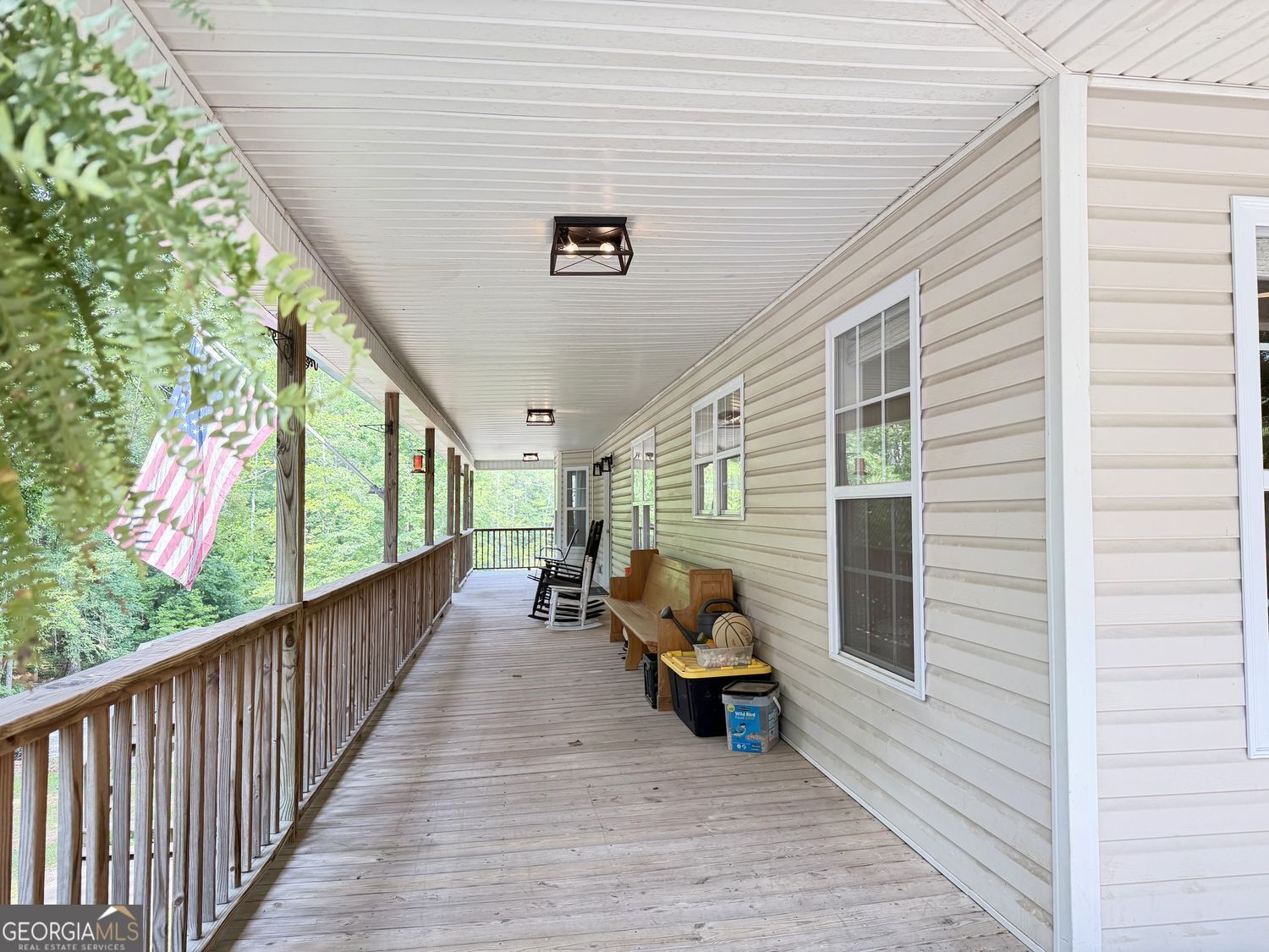 4411 Post Road Property Photo 3