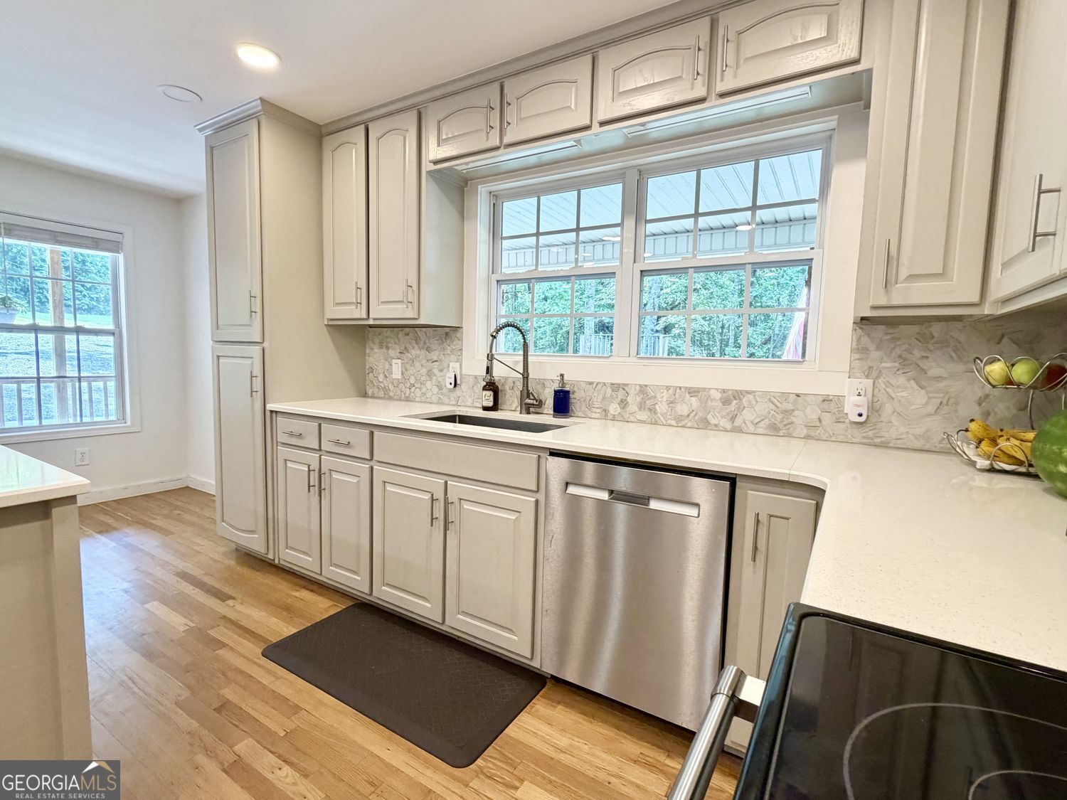 4411 Post Road Property Photo 15