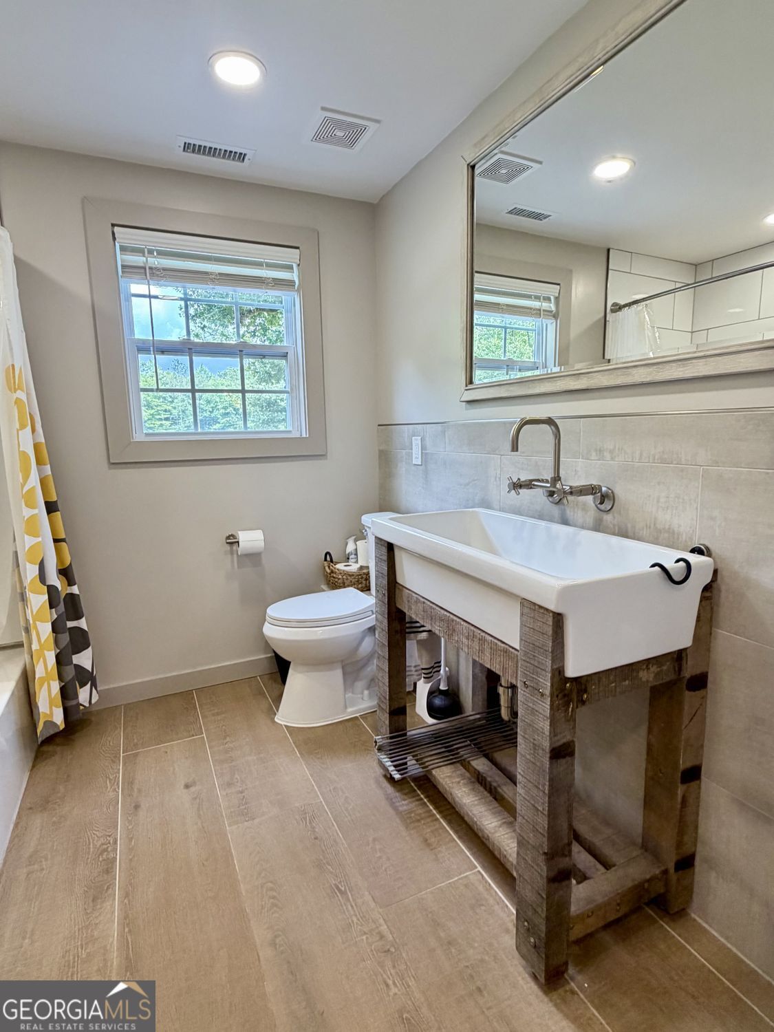 4411 Post Road Property Photo 47