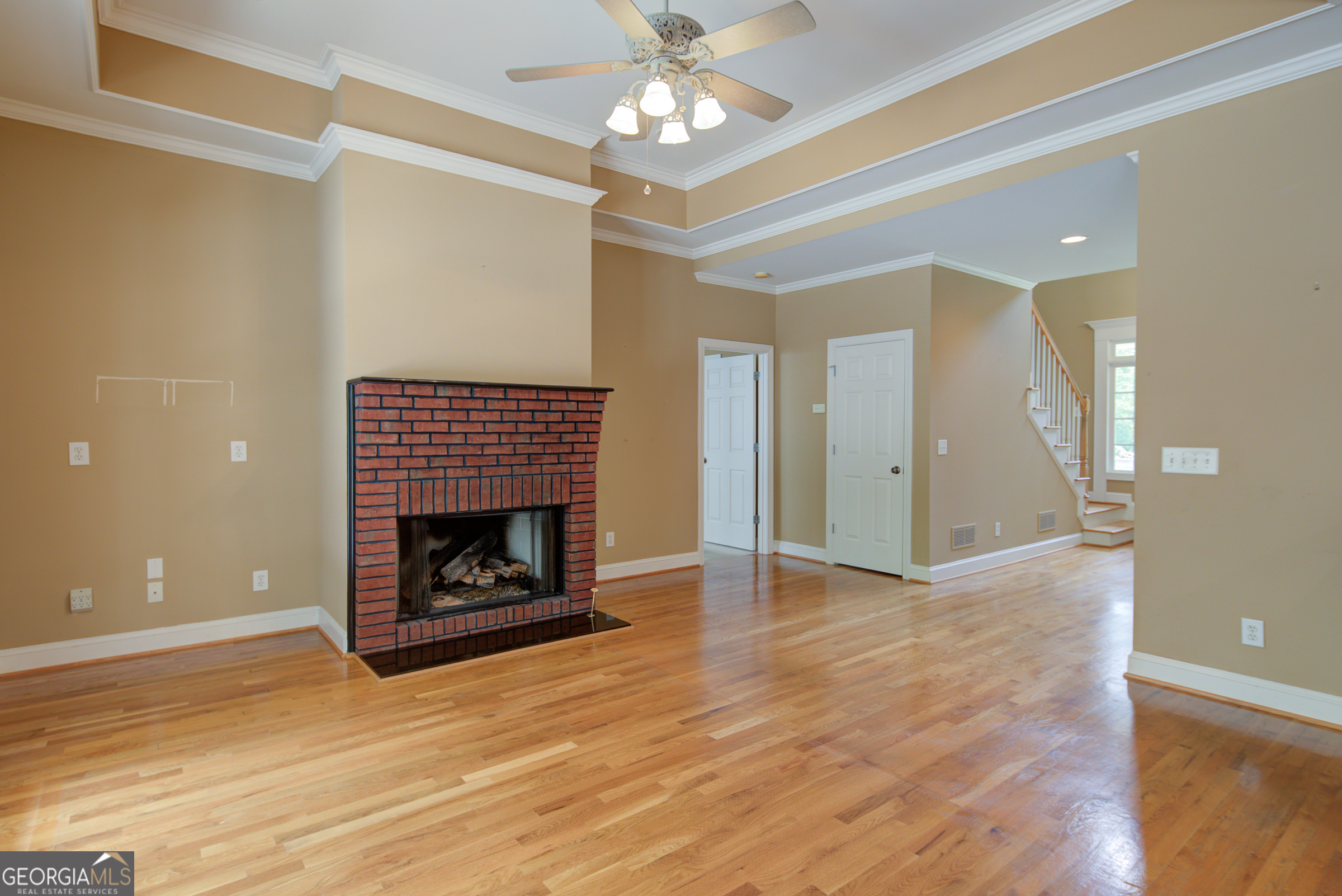 8145 Bennett Lane Property Photo 5