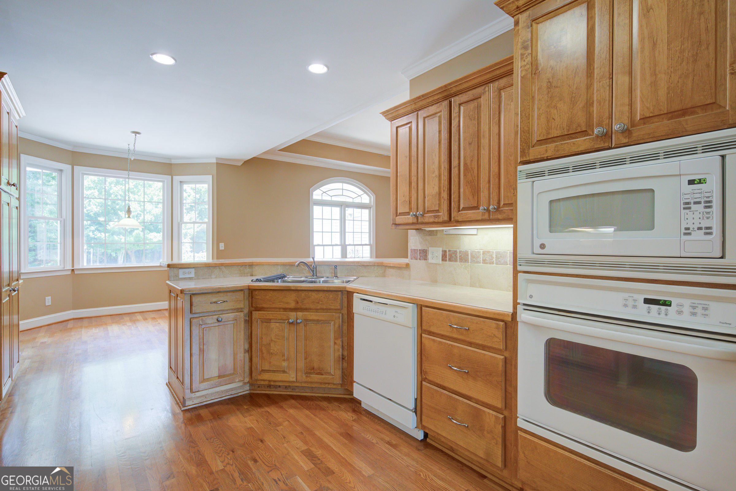 8145 Bennett Lane Property Photo 10