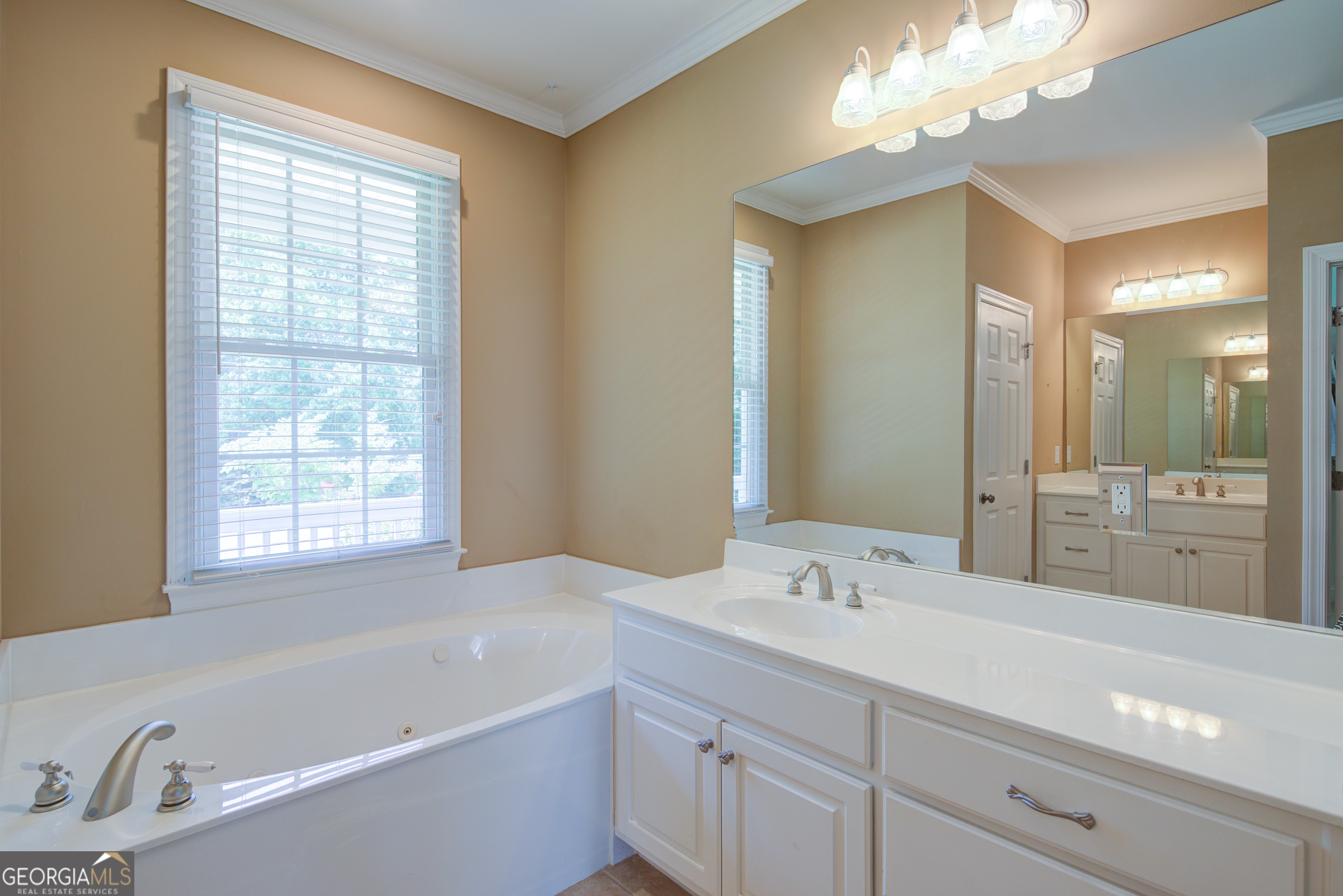 8145 Bennett Lane Property Photo 14
