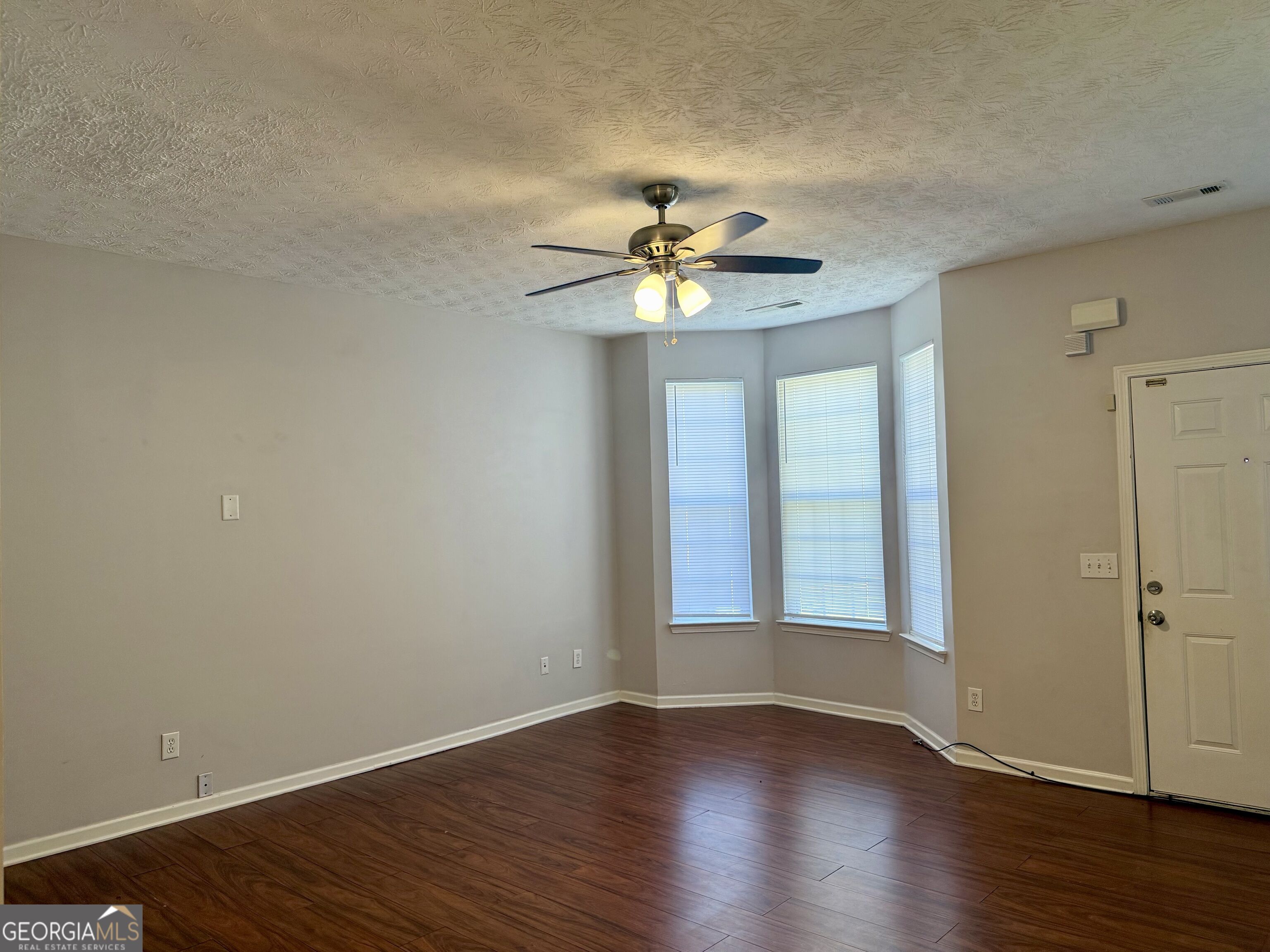 1704 Camden Forrest Trail Property Photo 3