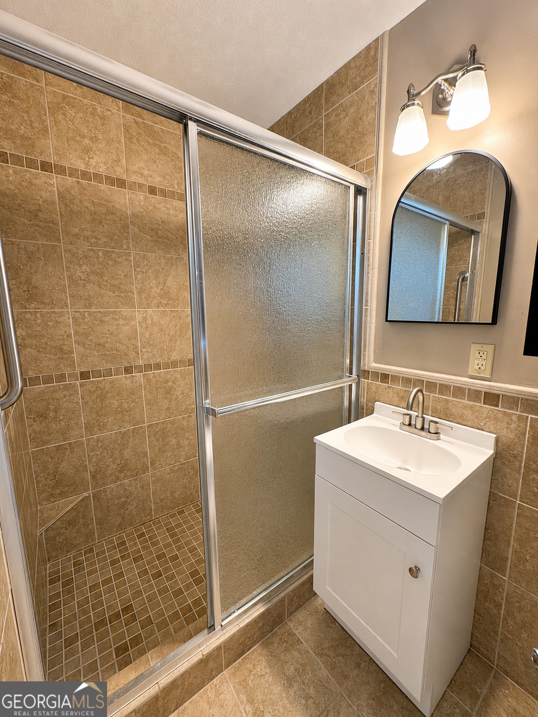 1808 Rossway Drive Property Photo 4
