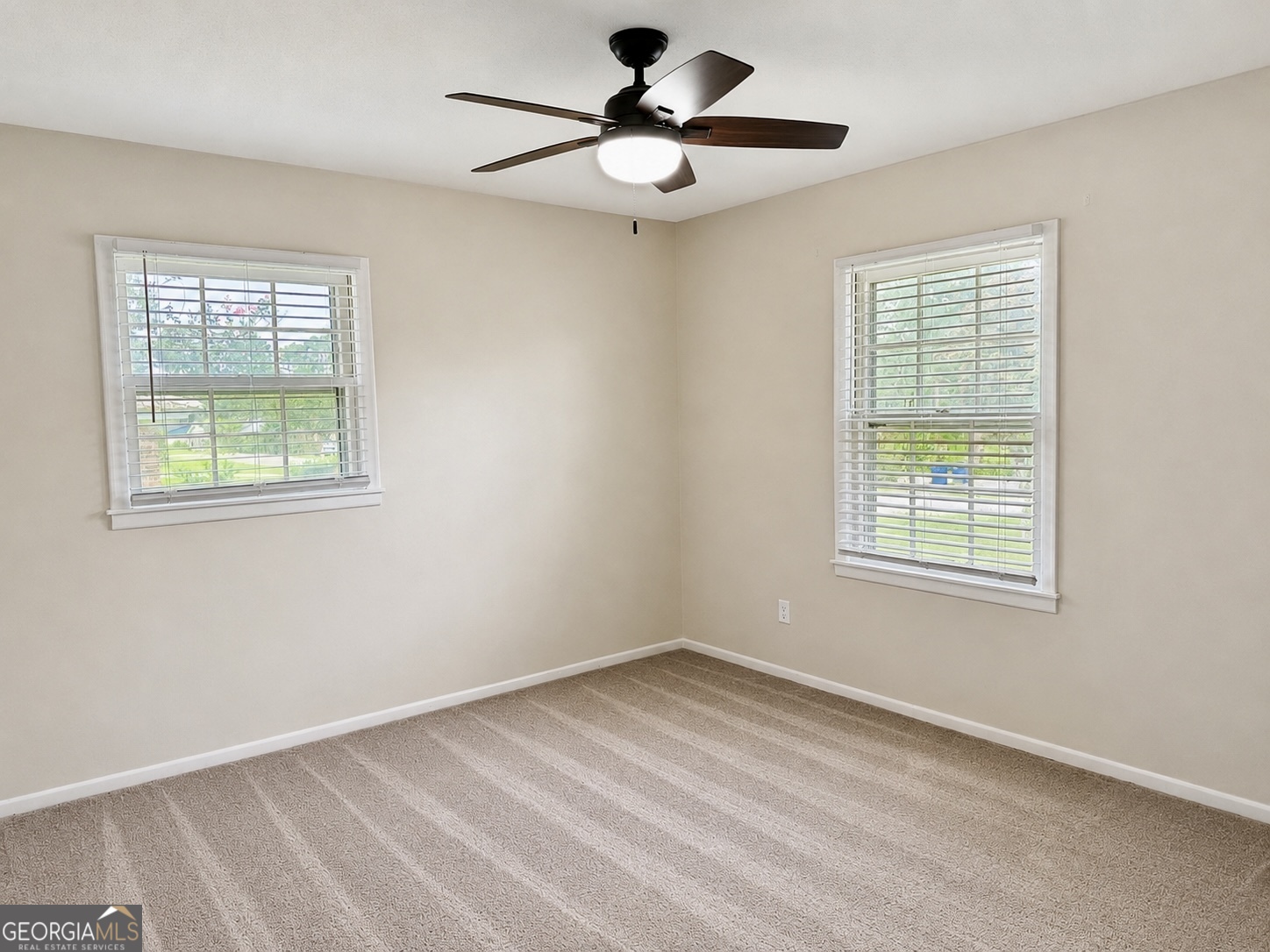 1808 Rossway Drive Property Photo 5