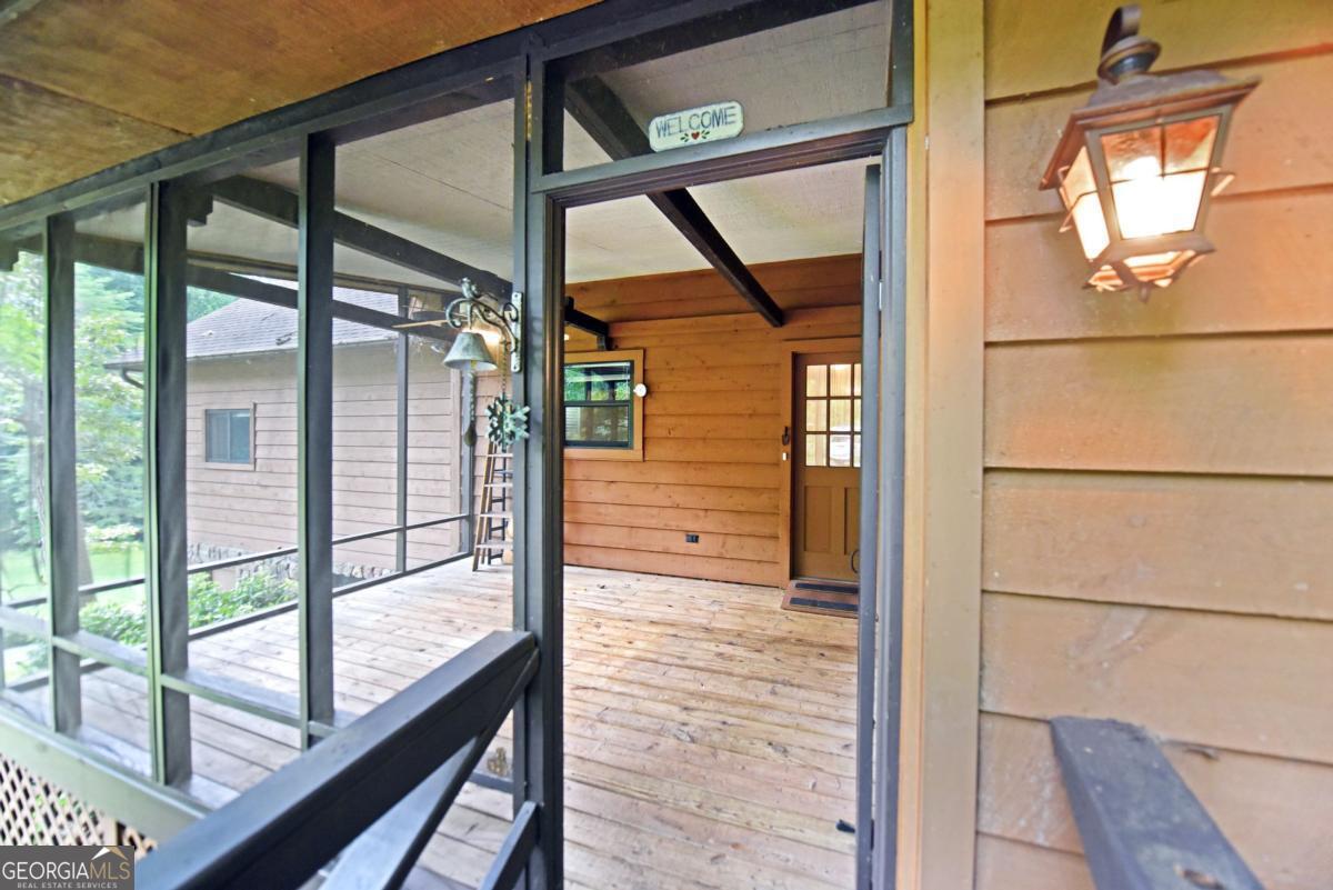 19 Pine Ridge Terrace Property Photo 8