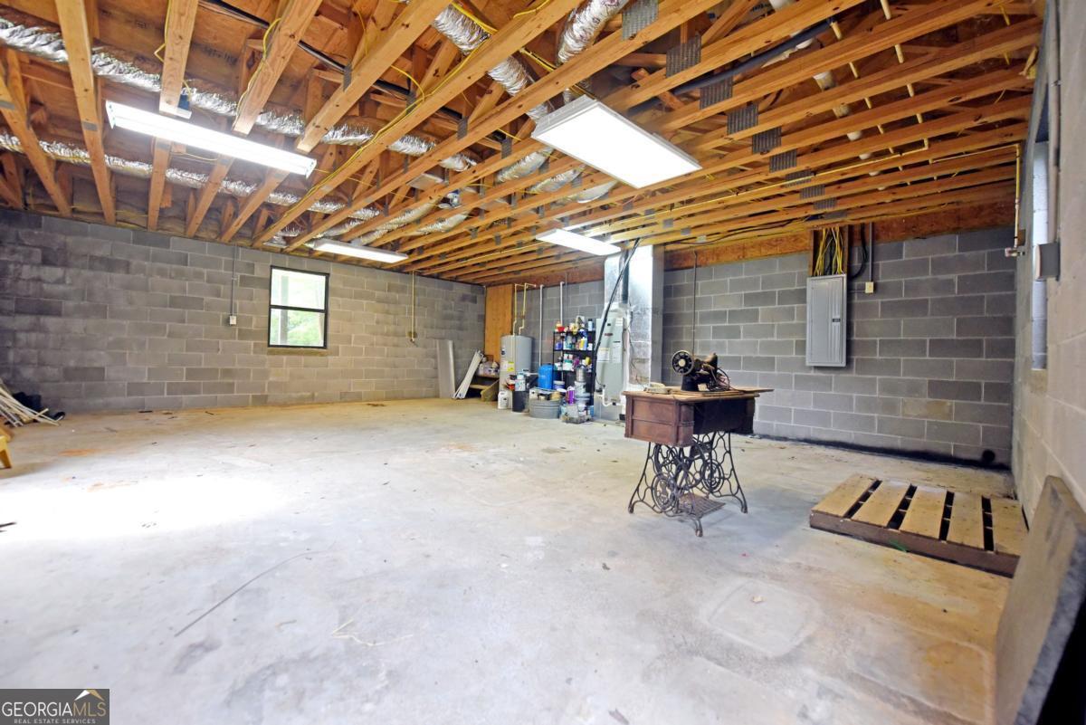 19 Pine Ridge Terrace Property Photo 14