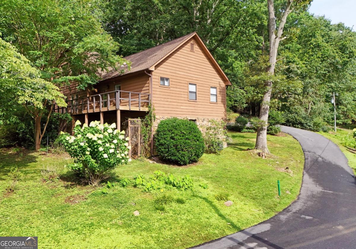 19 Pine Ridge Terrace Property Photo 16