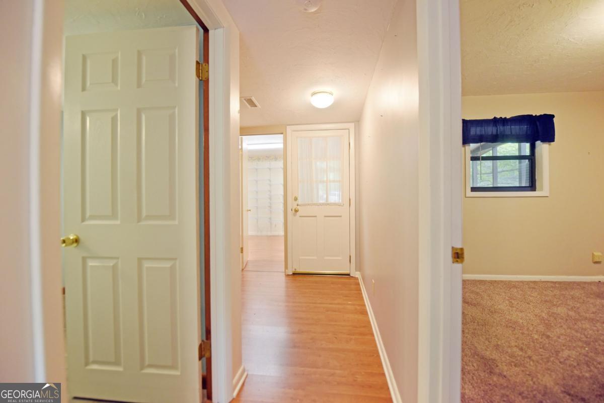 19 Pine Ridge Terrace Property Photo 21