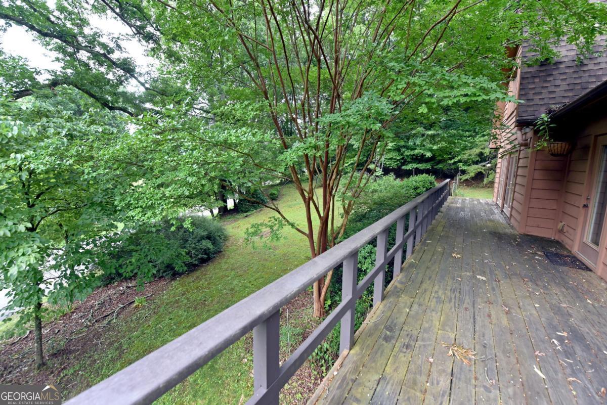 19 Pine Ridge Terrace Property Photo 37