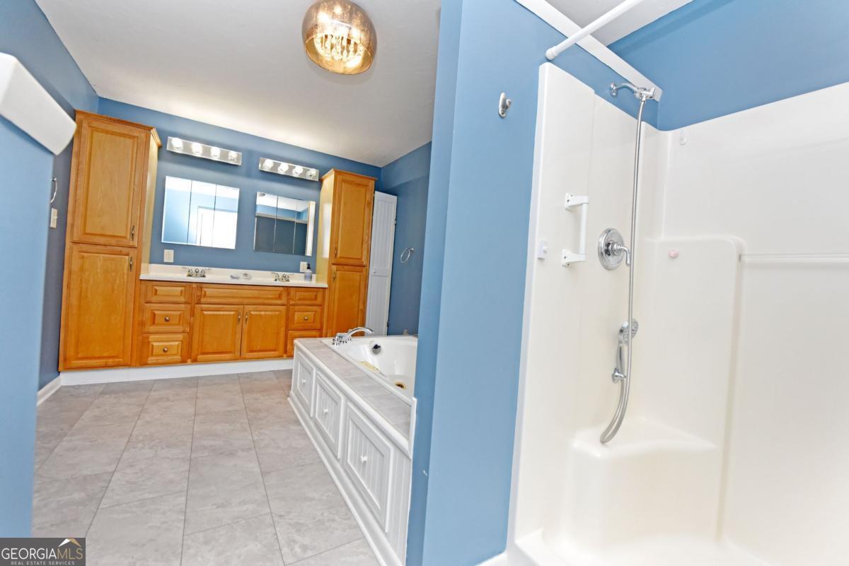 19 Pine Ridge Terrace Property Photo 48