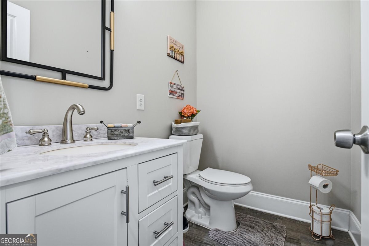 5214 Hazel Street Ne Property Photo 11