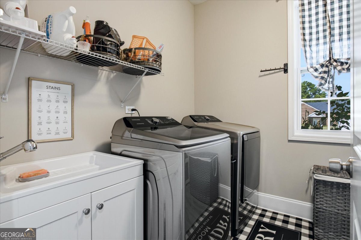 5214 Hazel Street Ne Property Photo 19