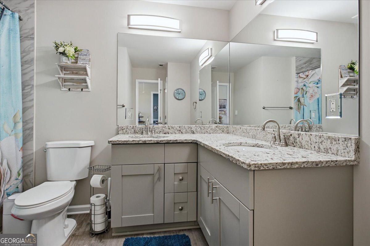 5214 Hazel Street Ne Property Photo 24