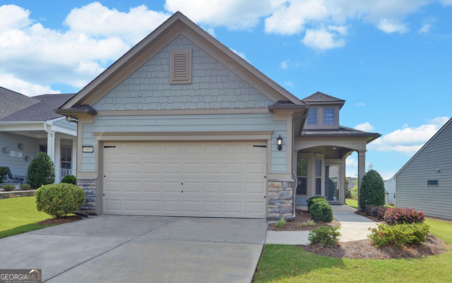 5690 Maple Bluff Way Property Photo 1