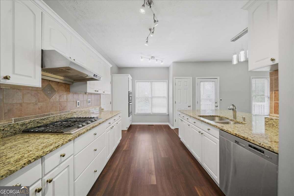 4085 Pineset Drive Property Photo 15