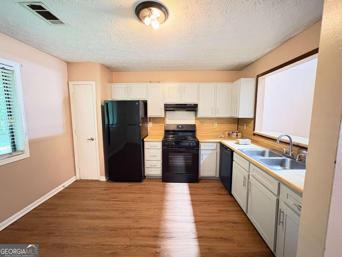 5371 Century Trace Property Photo 4