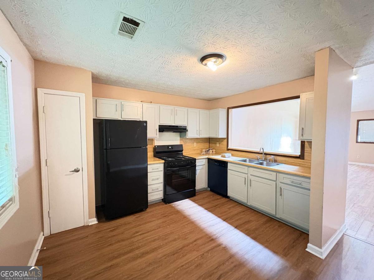 5371 Century Trace Property Photo 5