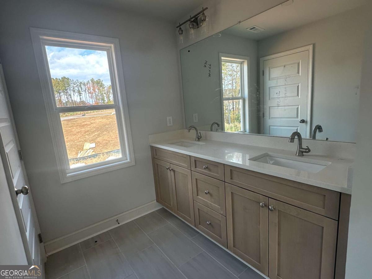 360 Summerville Lane Property Photo 10
