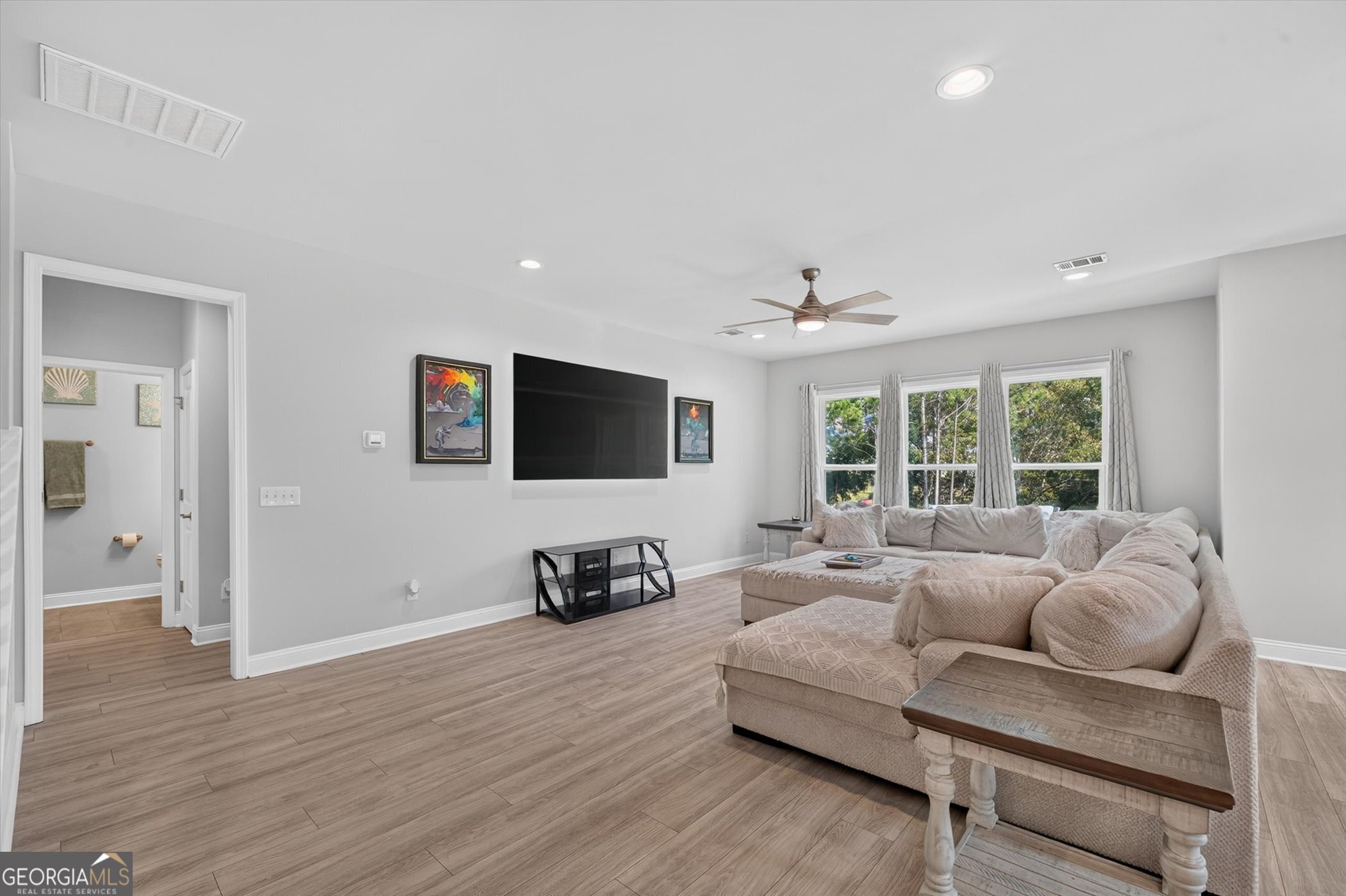 158 Mandeville Drive Property Photo 8