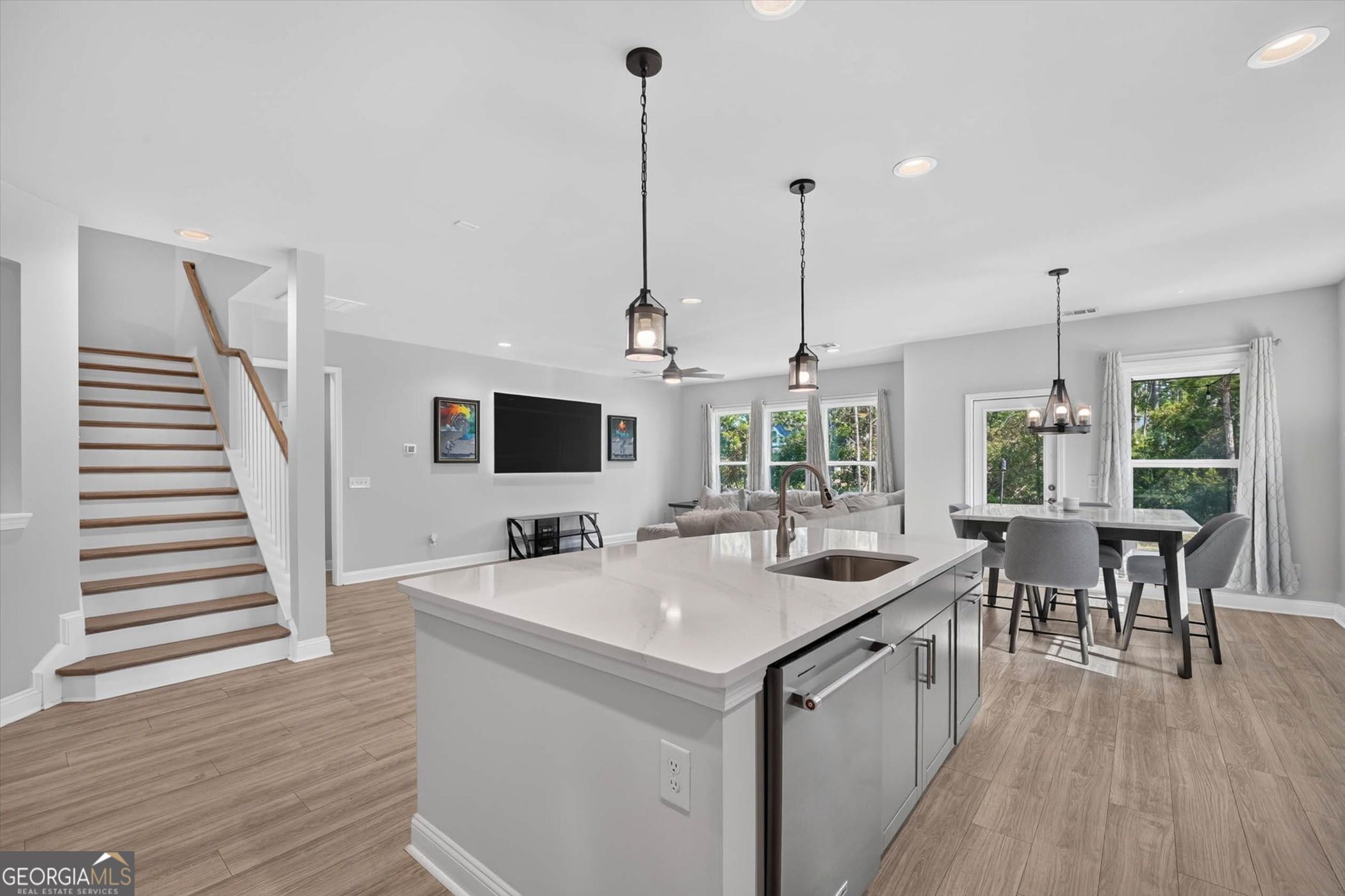 158 Mandeville Drive Property Photo 15