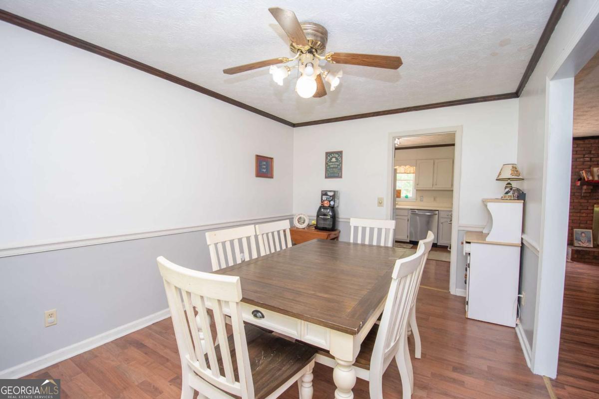 128 Robinhood Drive Property Photo 8