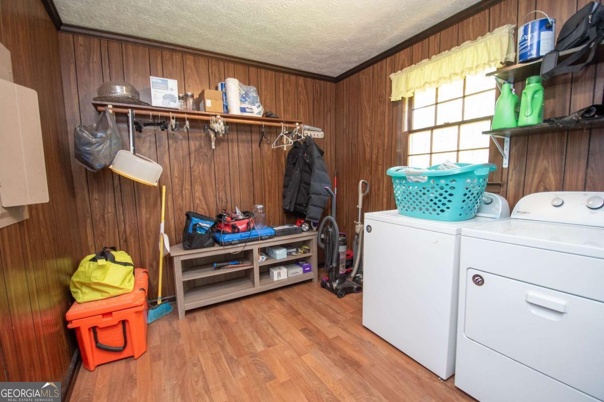 128 Robinhood Drive Property Photo 15