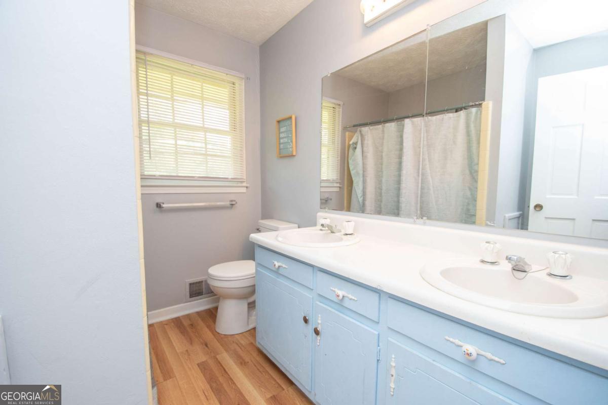 128 Robinhood Drive Property Photo 21