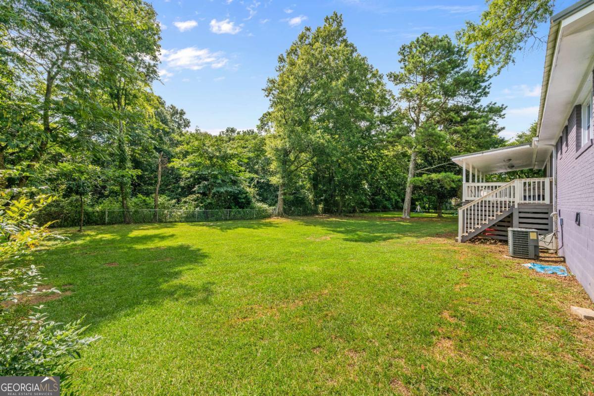 112 Greenbriar Drive Property Photo 19