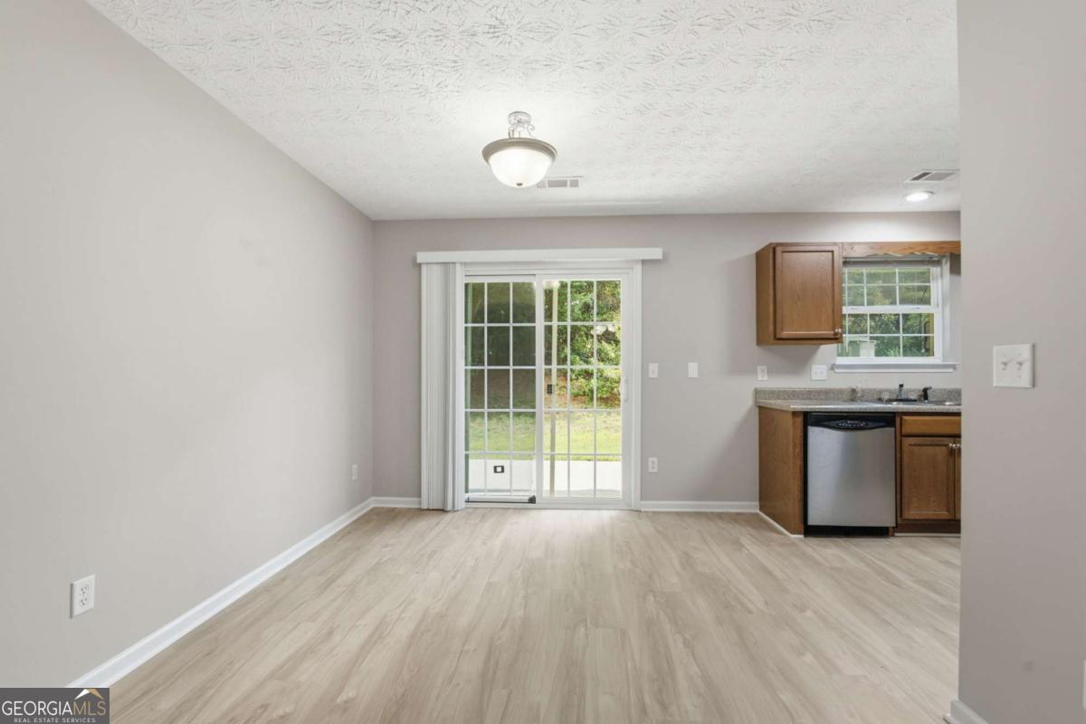605 Magnolia Gardens Walk Property Photo 23