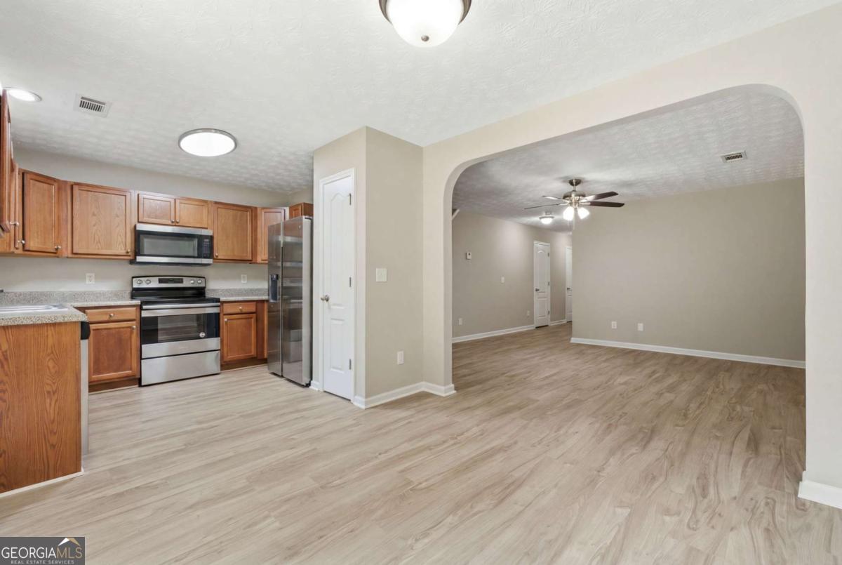 605 Magnolia Gardens Walk Property Photo 24