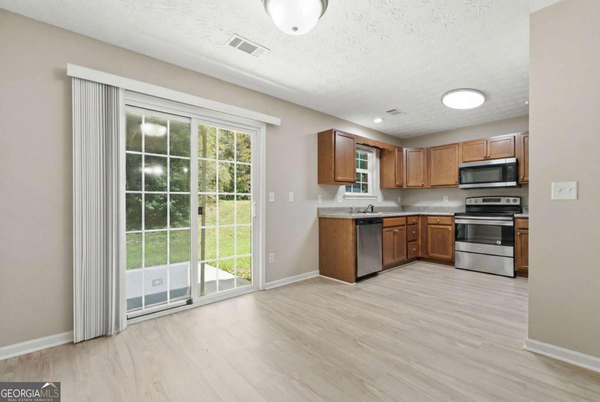 605 Magnolia Gardens Walk Property Photo 25