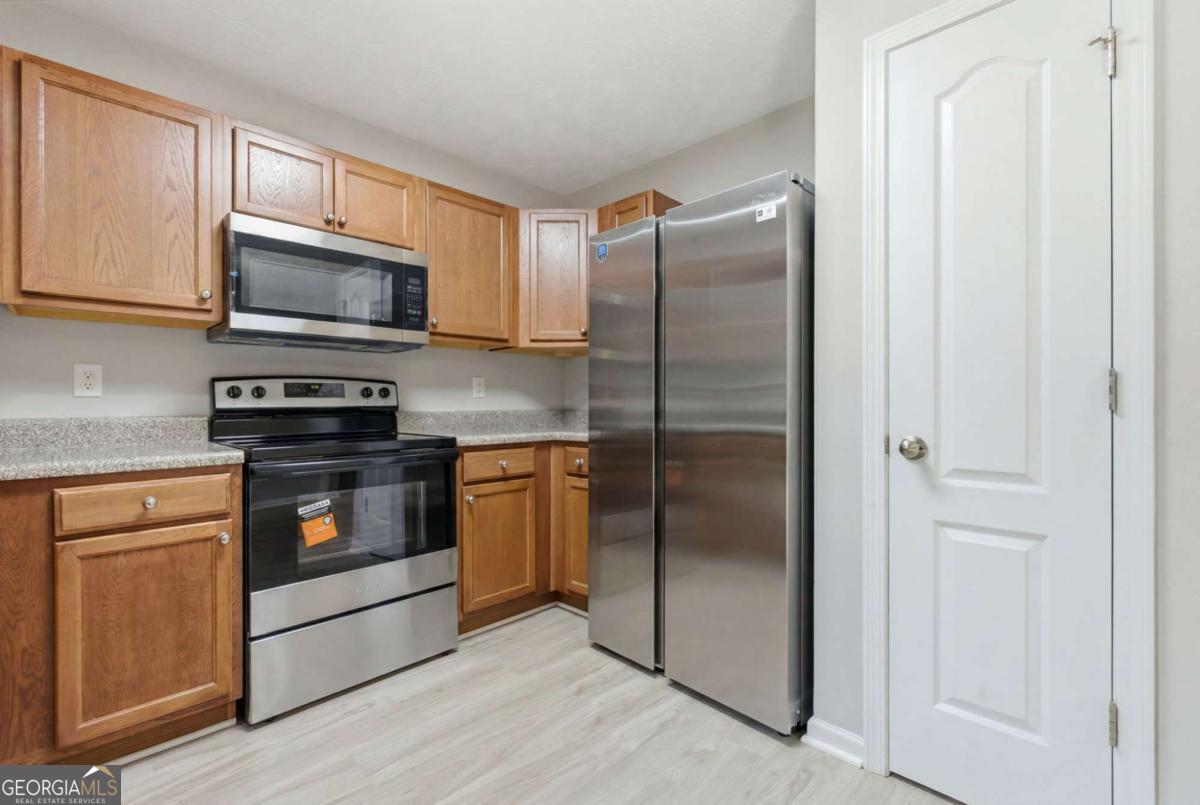 605 Magnolia Gardens Walk Property Photo 27