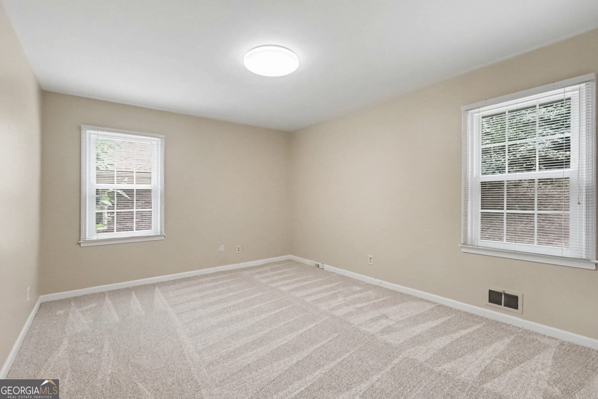 3993 Northlake Creek Drive Property Photo 12