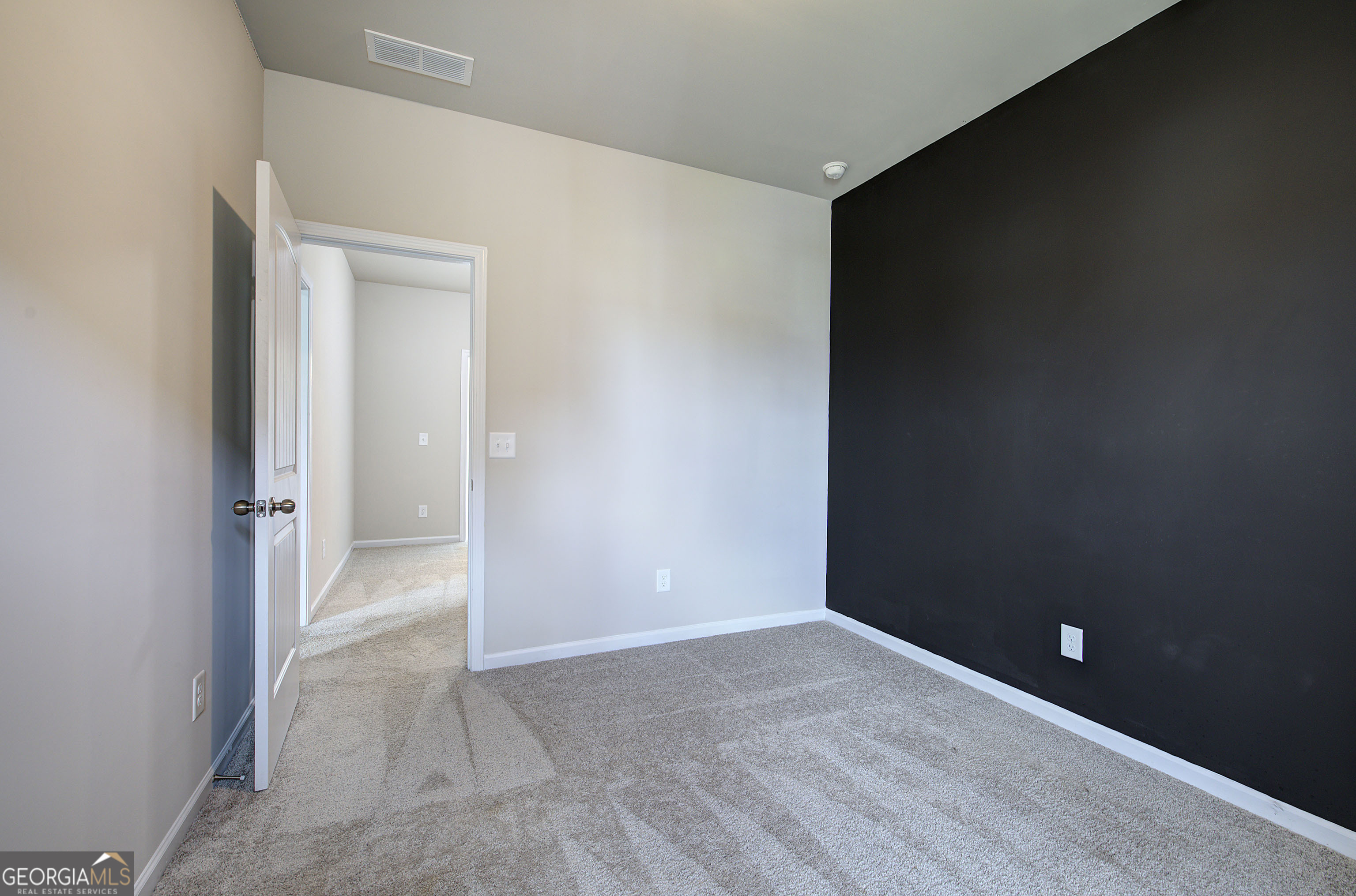 10 Westover Road Se Property Photo 19