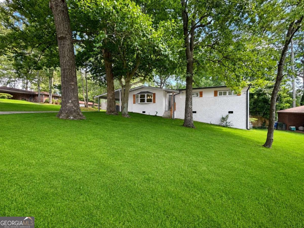 203 Wendell Drive Se Property Photo 1