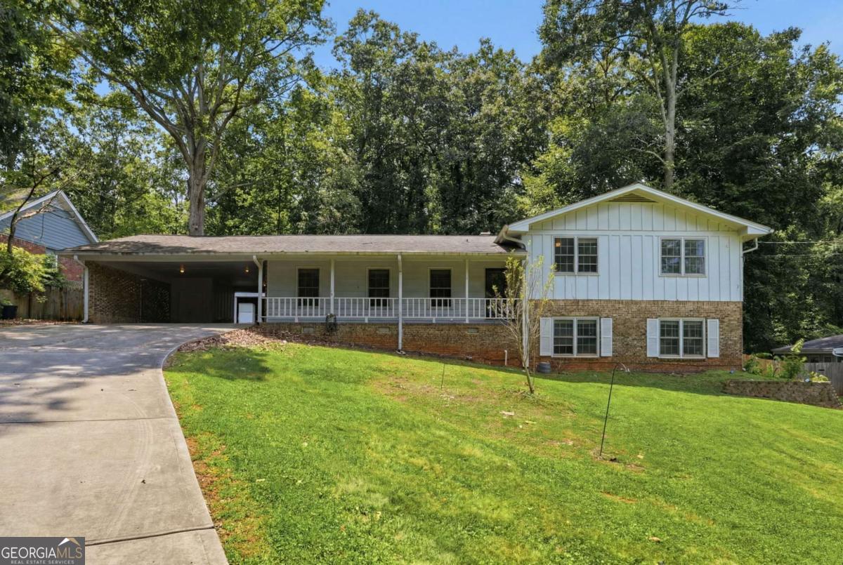 4362 White Oak Drive Property Photo 1