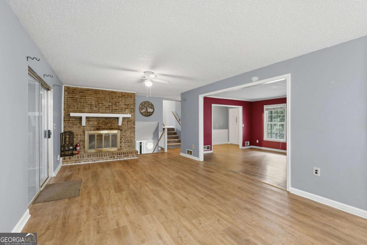 4362 White Oak Drive Property Photo 12