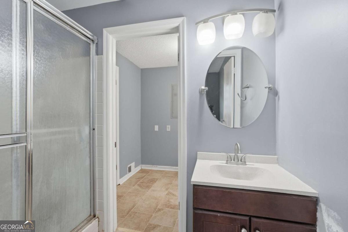 4362 White Oak Drive Property Photo 32