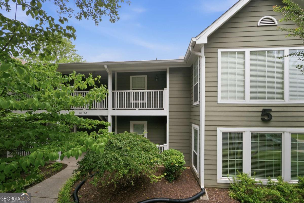 515 Berkeley Woods Drive Property Photo 1